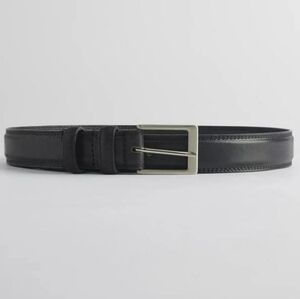 Men’s Basic Beveled Leather Belt, Size Small, Retail Price $35.00 USD